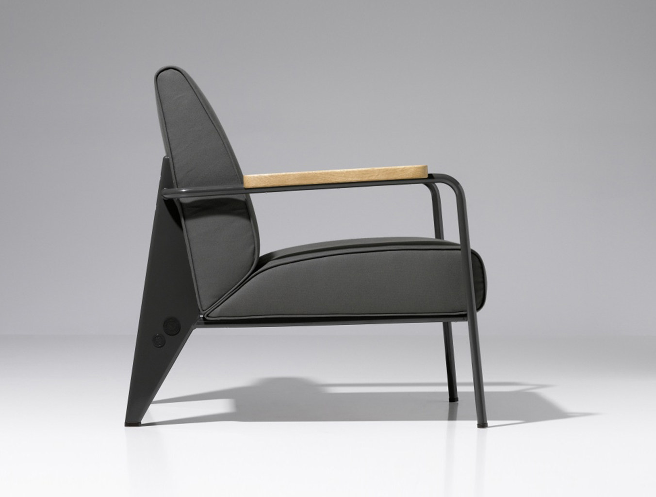 篮球比赛下注平台 - 坐具|休闲椅|办公家具|设计师家具|Fauteuil de Salon
