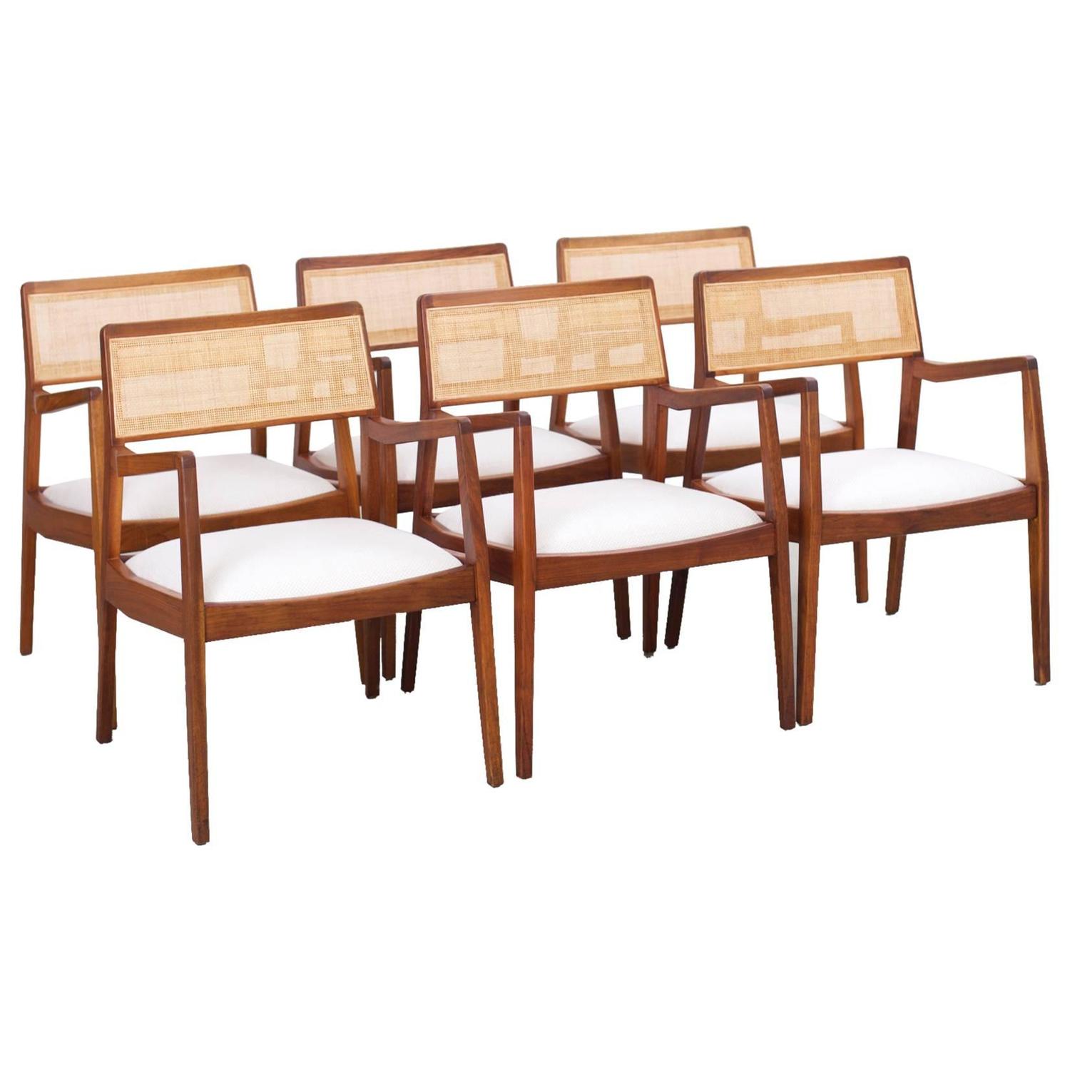 篮球比赛下注平台 - 坐具|餐椅|办公家具|设计师家具|risom 椅子