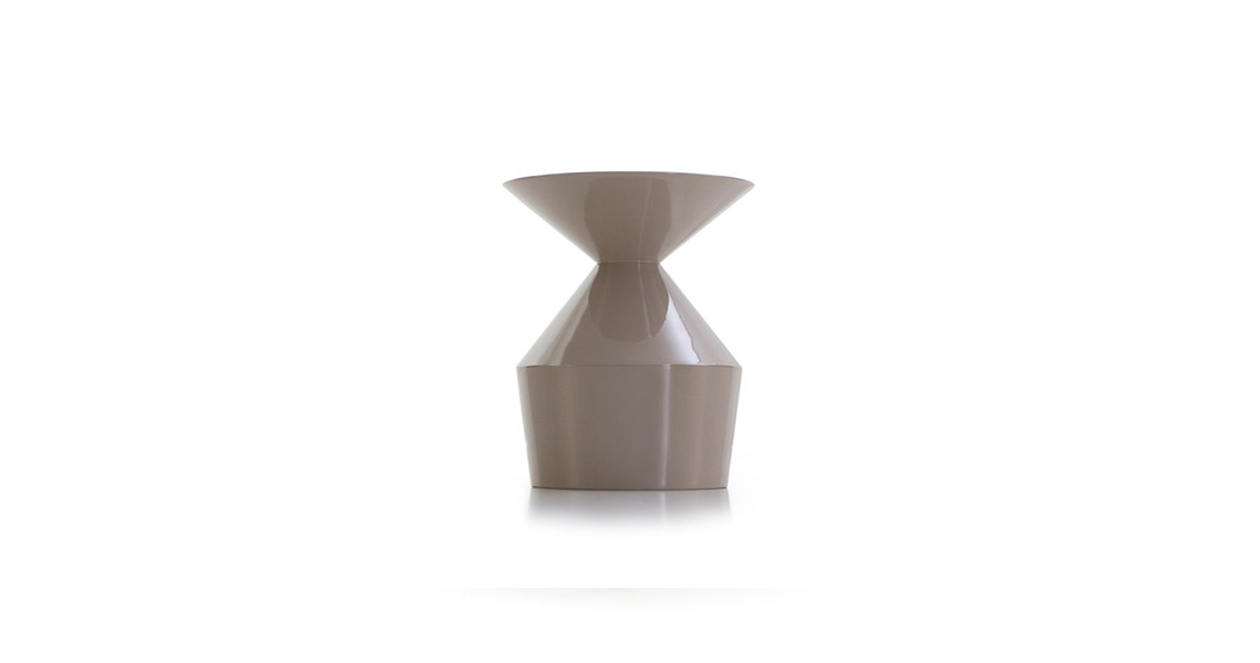 篮球比赛下注平台 - 桌几|茶几/边几|办公家具|设计师家具|Shape 茶几/角几
