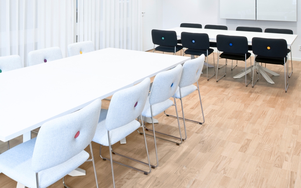 篮球比赛下注平台 - 坐具|休闲椅|办公家具|设计师家具|DUNDRA 洽谈椅