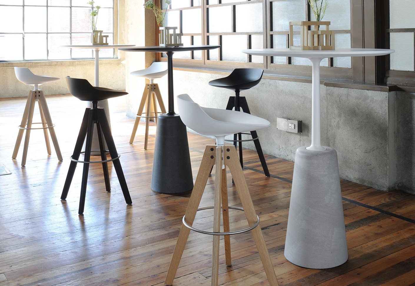 篮球比赛下注平台 - 坐具|吧椅/凳子|办公家具|设计师家具|FLOW STOOL 吧椅