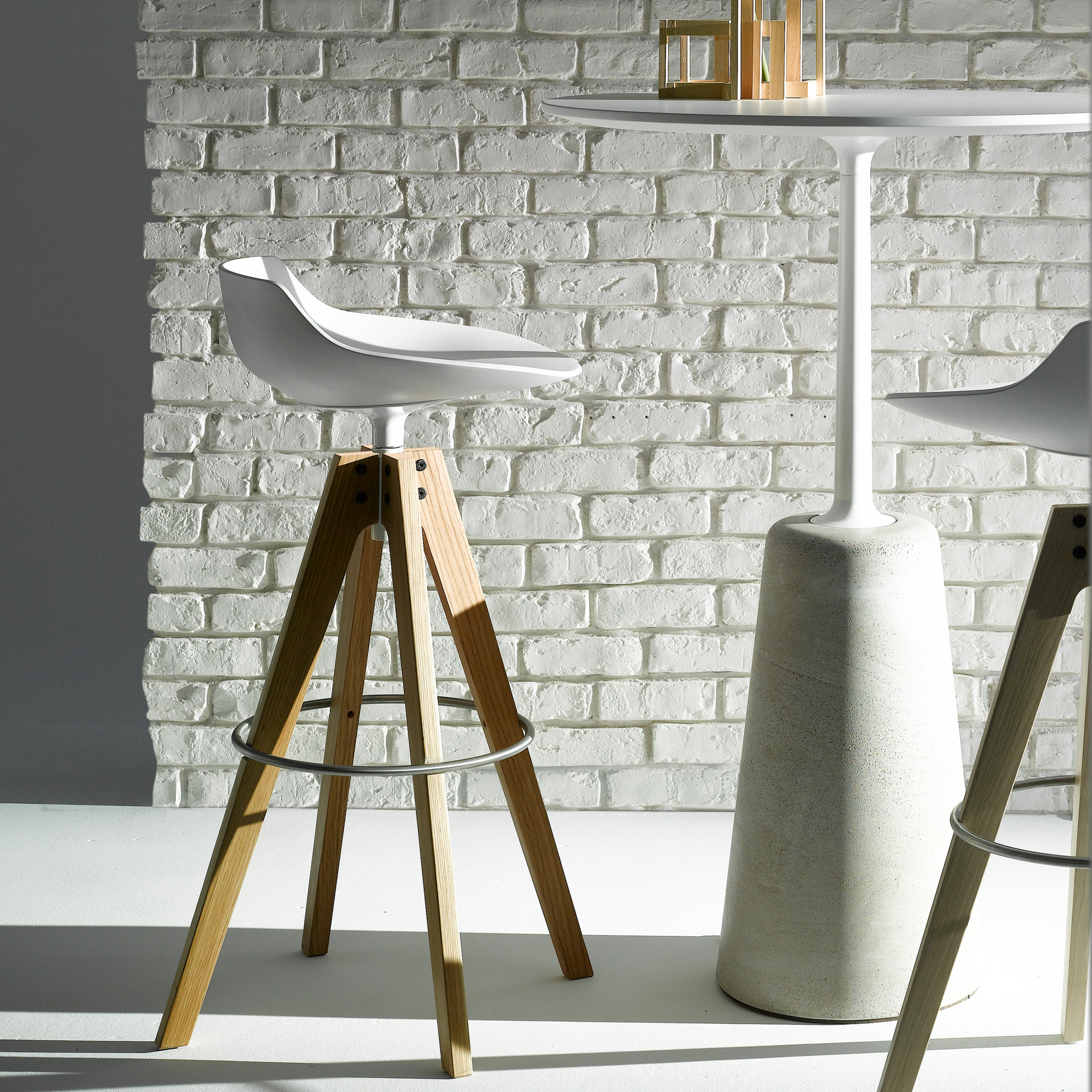 篮球比赛下注平台 - 坐具|吧椅/凳子|办公家具|设计师家具|FLOW STOOL 吧椅
