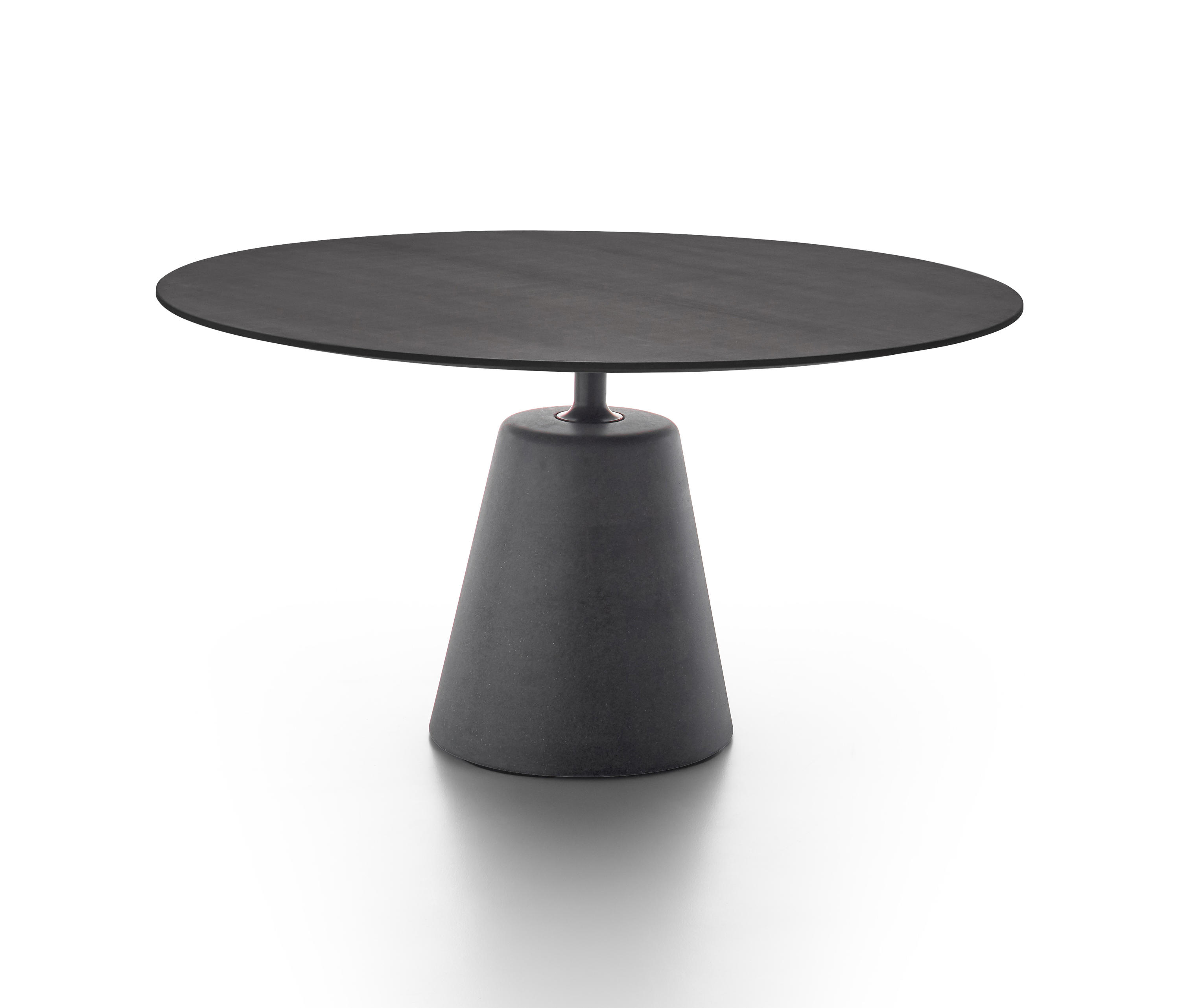 [篮球比赛下注平台 - 桌几|餐桌|办公家具|设计师家具|ROCK TABLE 餐桌/咖啡桌]