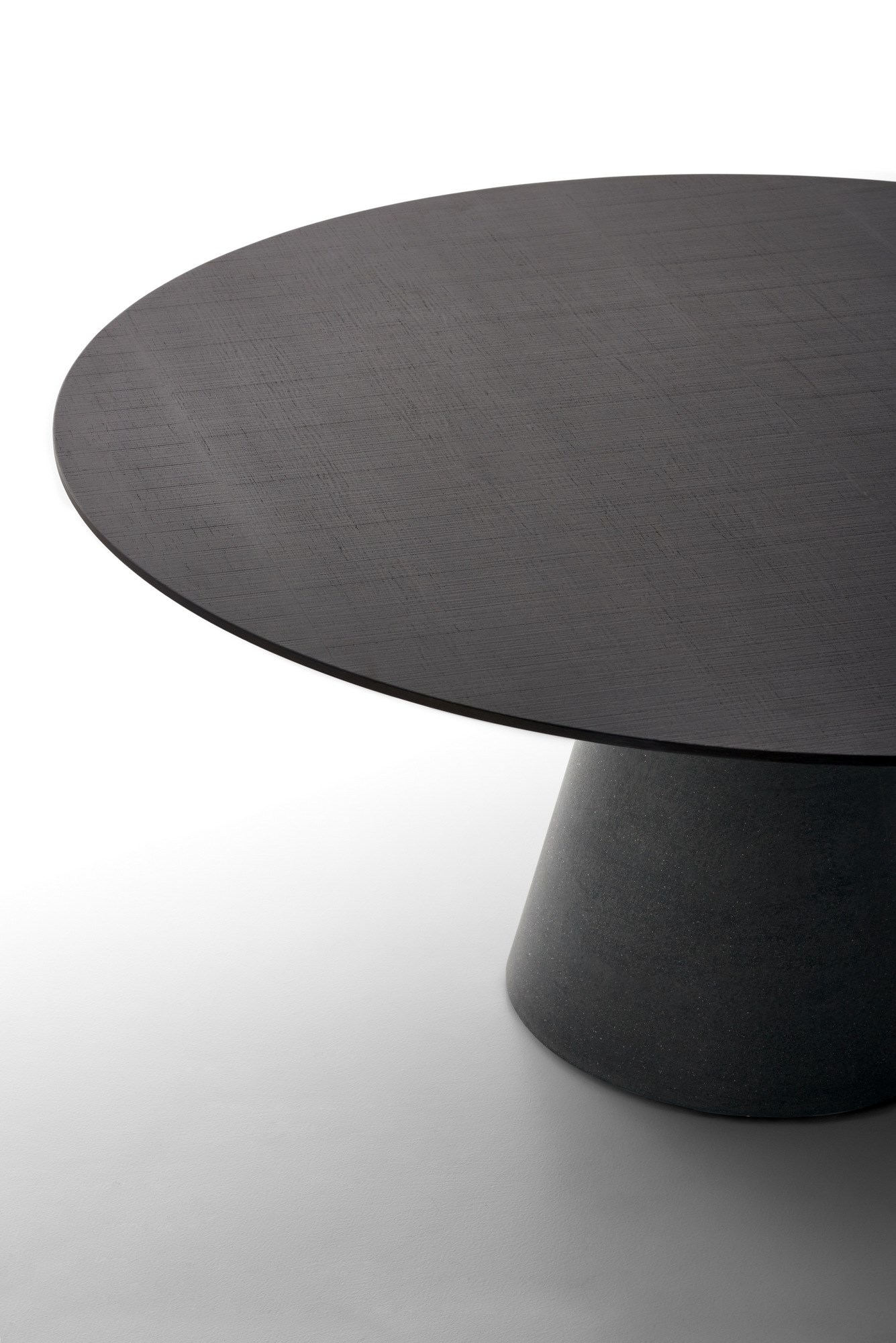 篮球比赛下注平台 - 桌几|餐桌|办公家具|设计师家具|ROCK TABLE 餐桌/咖啡桌