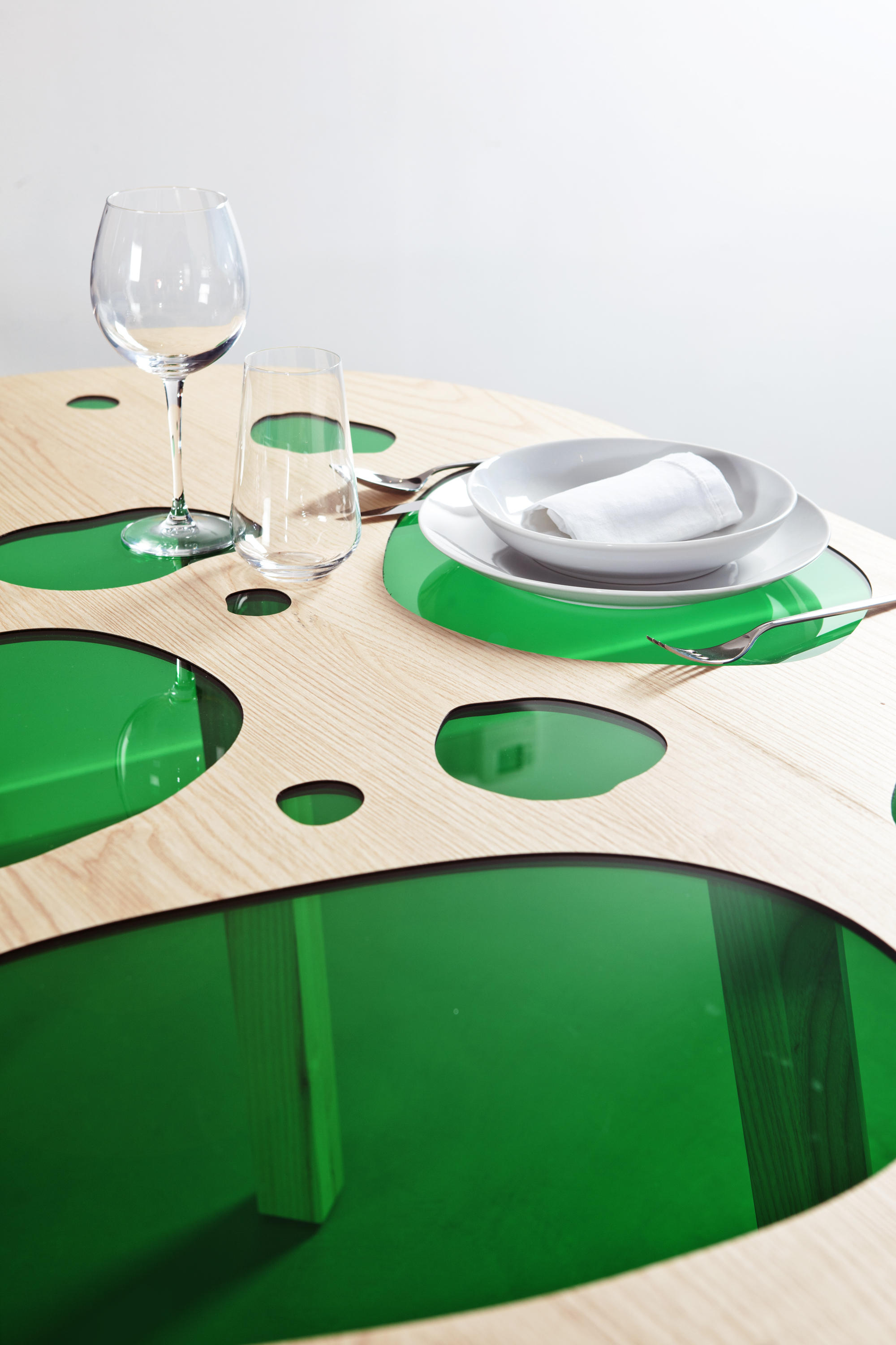 篮球比赛下注平台 - 桌几|餐桌|办公家具|设计师家具|Aquario Table 餐台