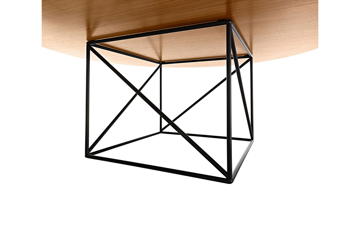 篮球比赛下注平台 - 桌几|餐桌|办公家具|设计师家具|LC15 table
